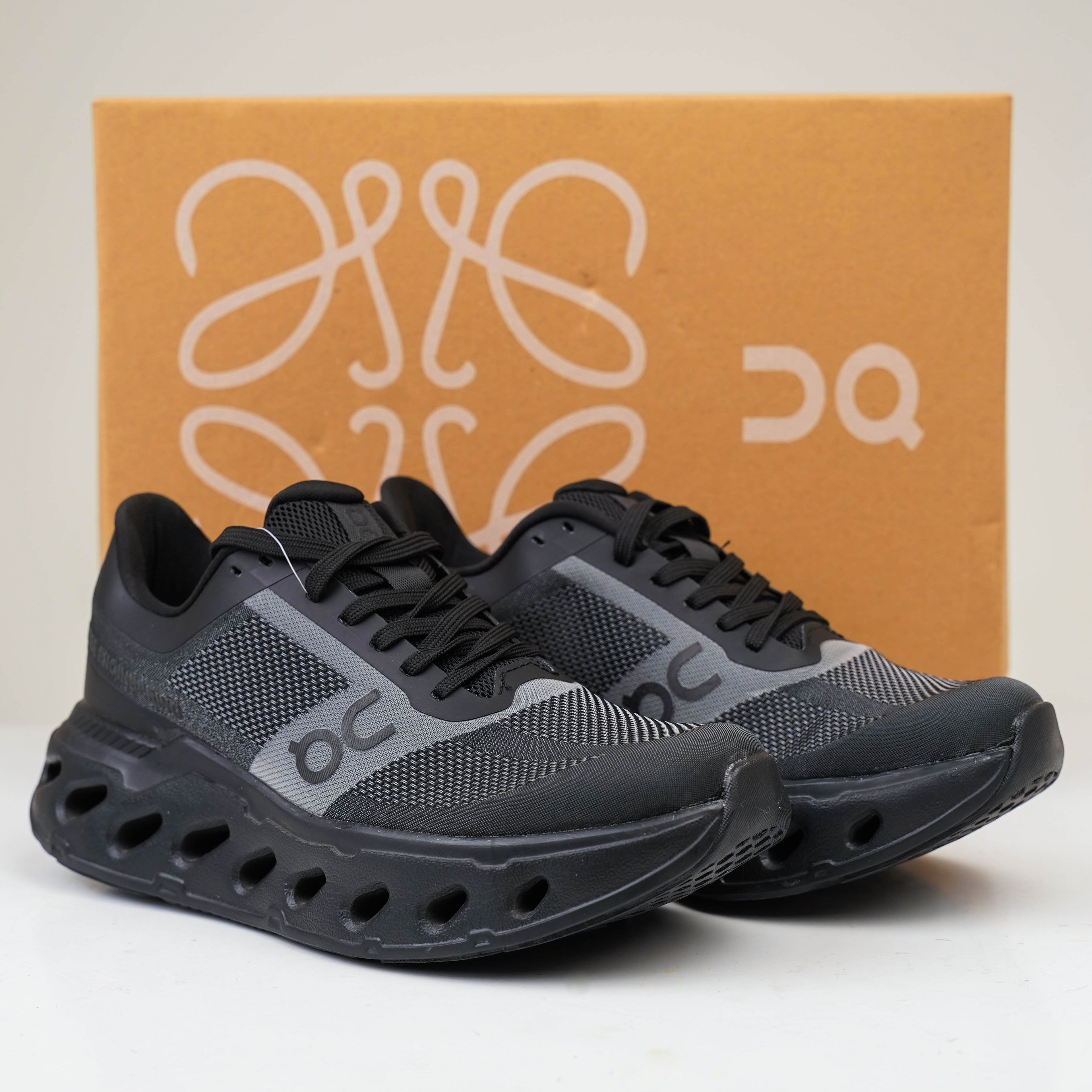 On Cloud - Black